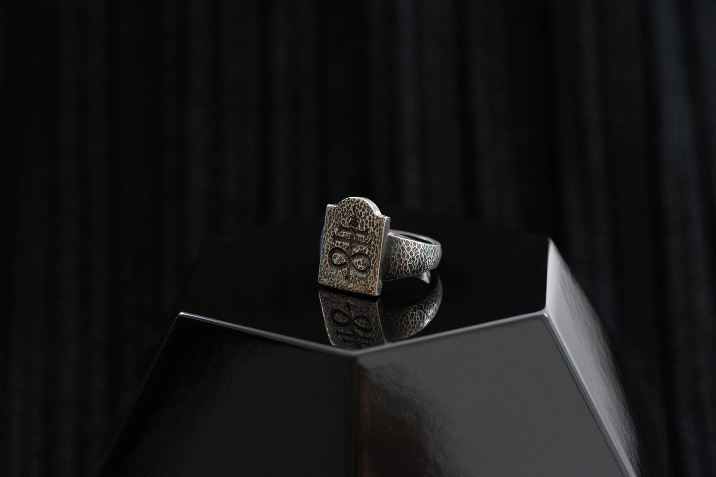 Leviathan cross tombstone ring